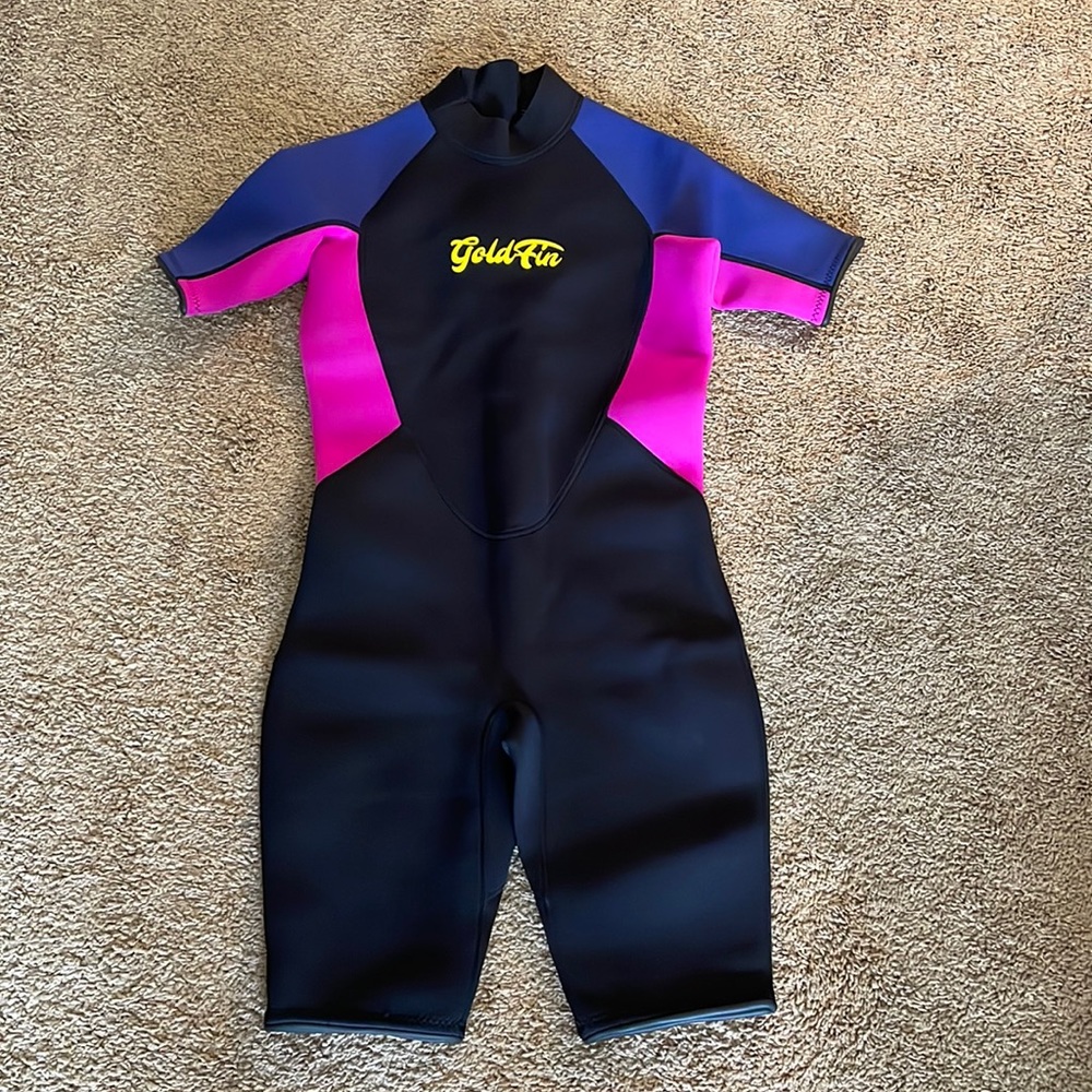 GoldFin wetsuit swimsuit rash guard large L
